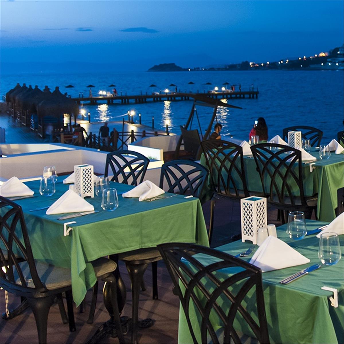Kuşadası Le Blue Hotel Yılbaşı Programı