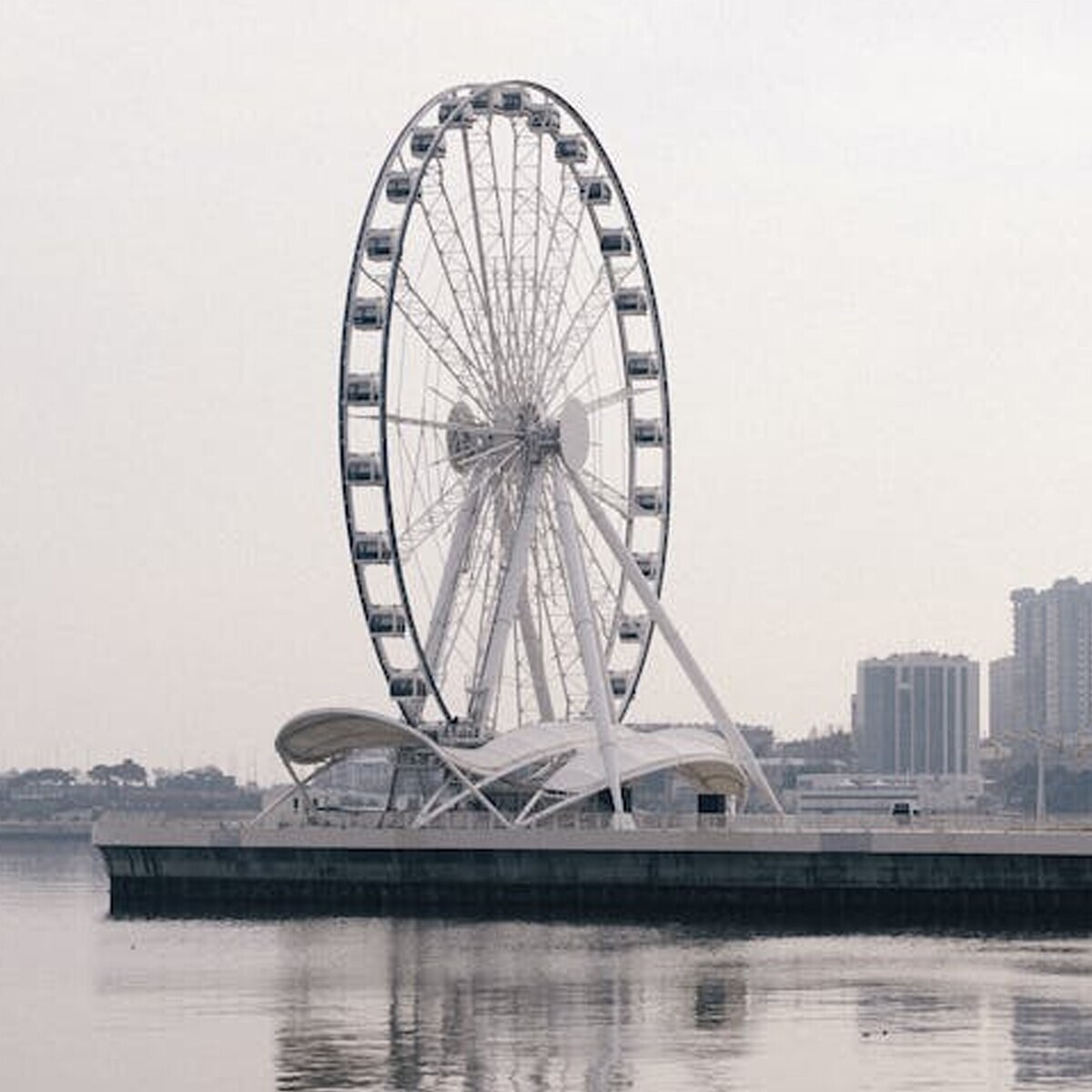İzmir'den Uçaklı Yılbaşı Özel 3 Gece 4 Gün Konaklamalı Azerbaycan Bakü Turu