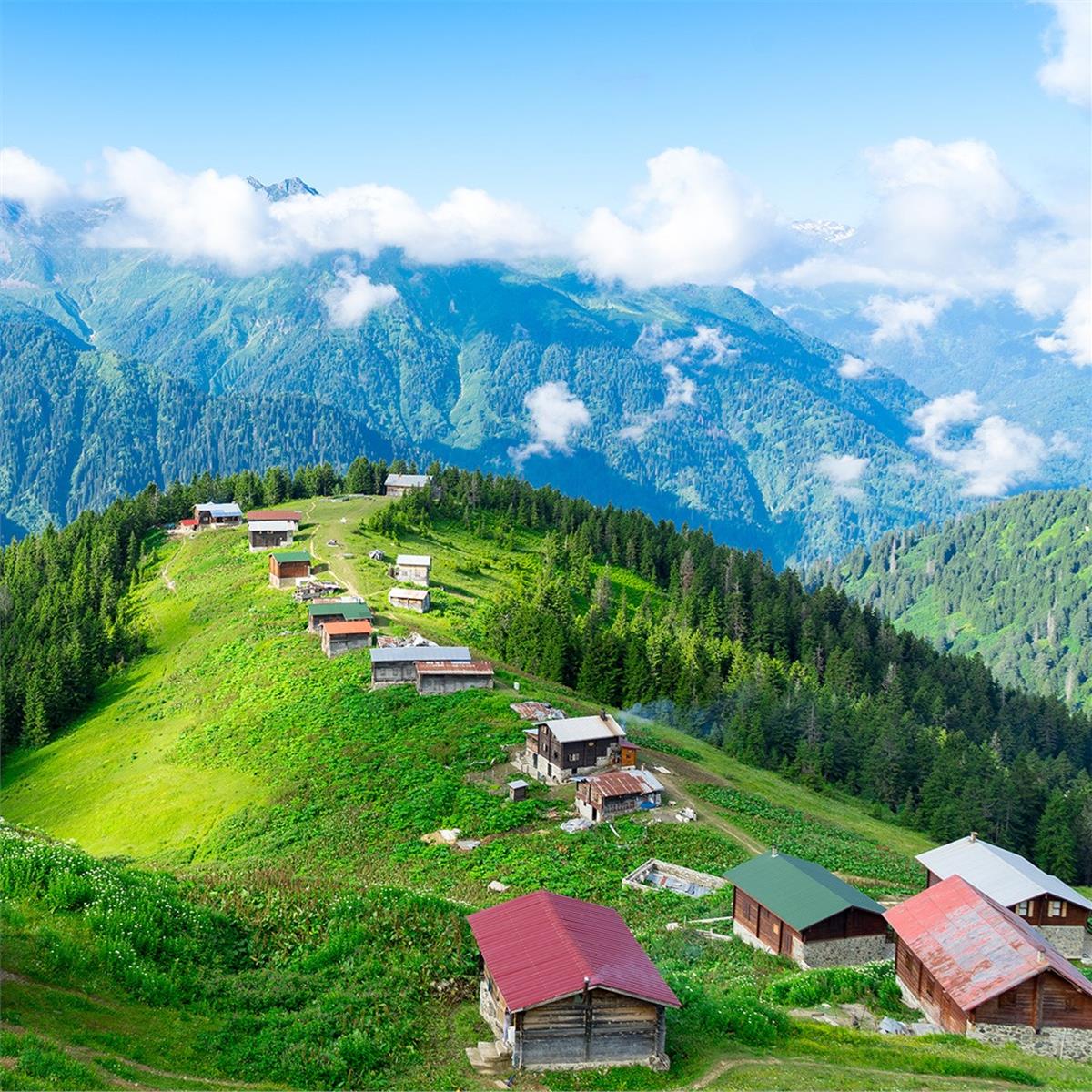 İzmir'den Uçaklı 4 gece 5 gün Batum Gezili ve Yayla Konaklamalı Karadeniz Turu.