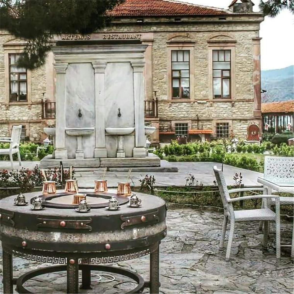 İZMIR HAREKETLI YILBAŞI ÖZEL ŞIRINCE ARTEMIS RESTAURANT YILBAŞI GECESI