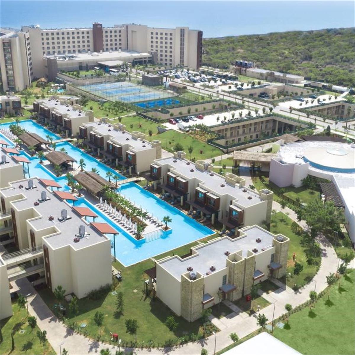 İzmir'den Uçak Bileti ve Otel Transferi Dahil 2 Gece 3 Gün Konaklamalı UHD Kıbrıs Concorde Luxury Resort'ta Mustafa Sandal Yılbaşı Galası 41.999 TL'den Başlayan Fırsatlarla