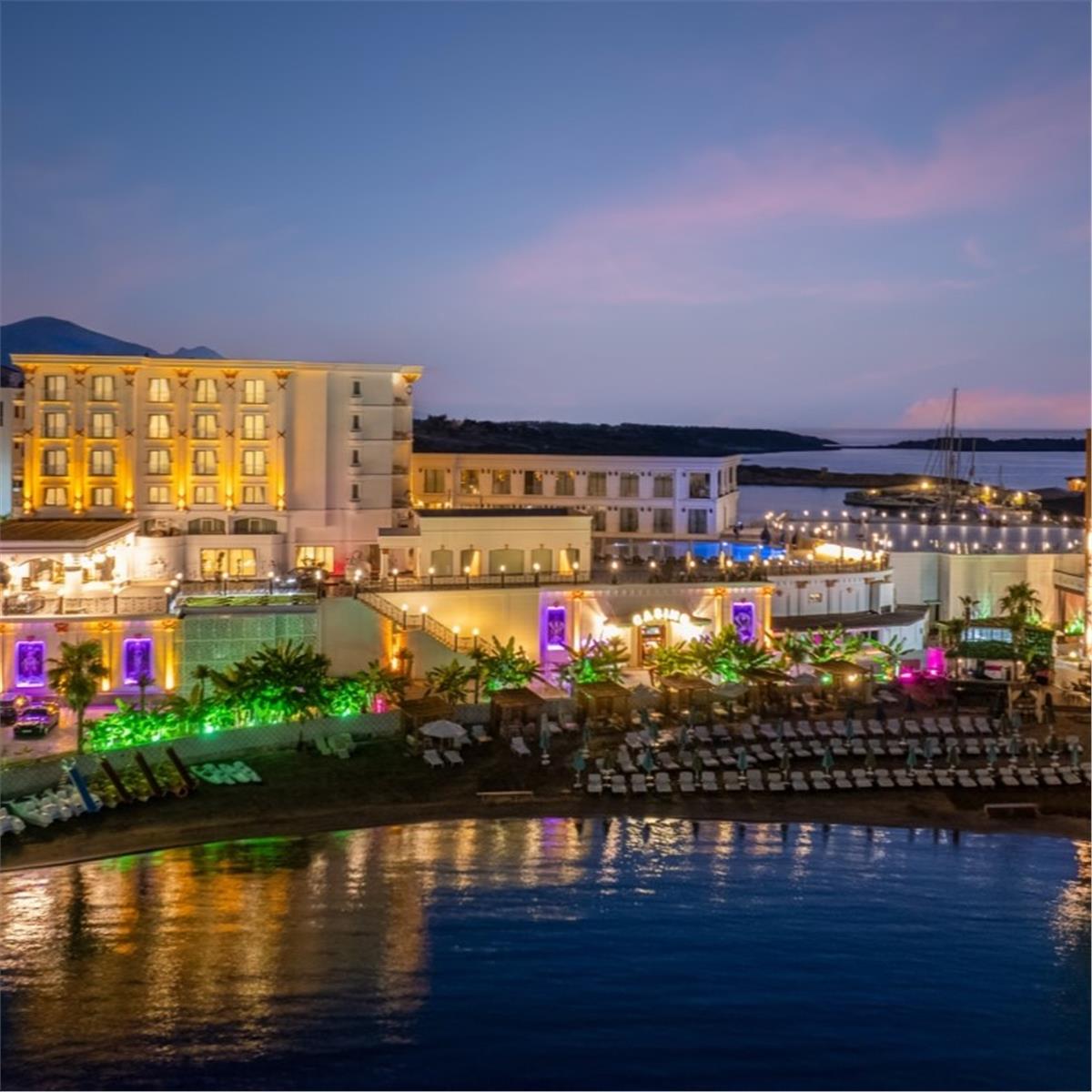 5 YILDIZLI GIRNE LES AMBASSADEURS HOTEL'DE TAM PANSIYON PLUS KONAKLAMA