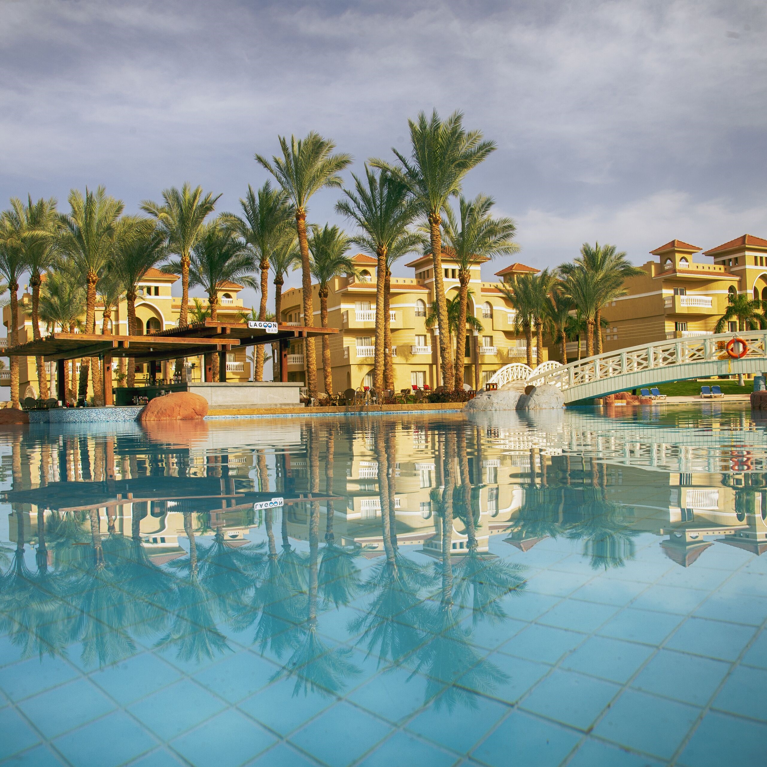 İzmir'den Kalkışlı Uçaklı ve 3 Gece 4 Gün 5 Yıldızlı Rixos Premium Seagate Hotel Konaklamalı Sharm El Sheikh Turu