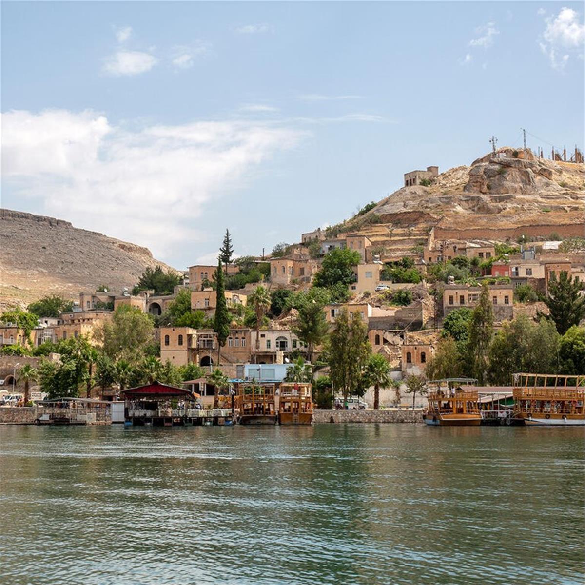 İzmir'den Uçaklı Yılbaşı Özel 2 Gece 3 Gün Konaklamalı Batman, Diyarbakır ile Mardin Turu