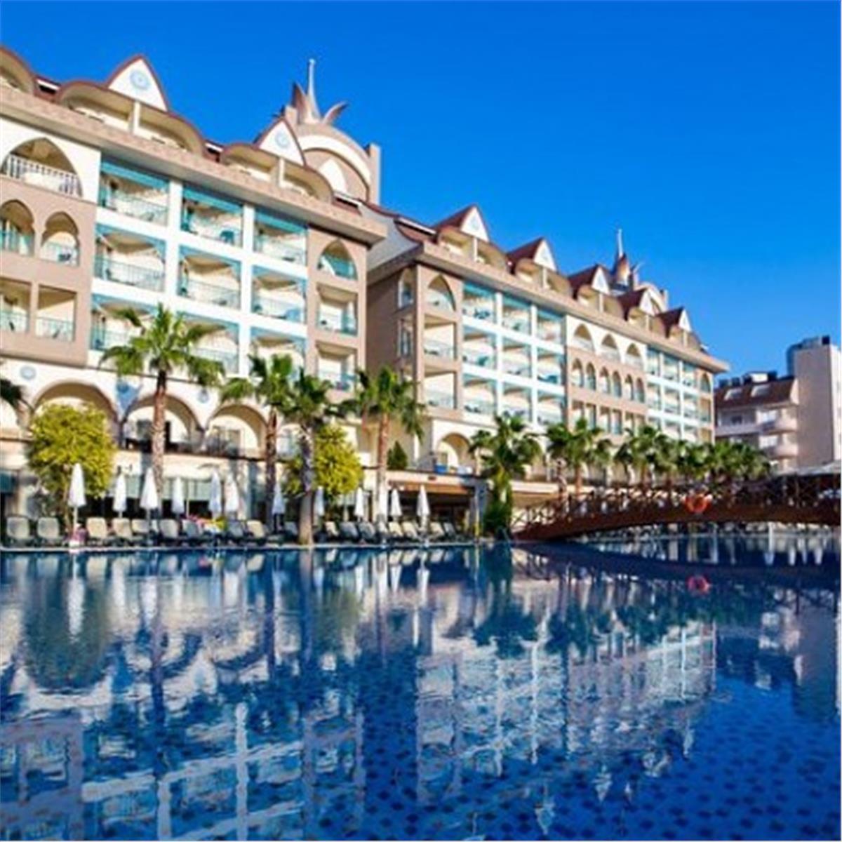 YILBAŞI ÖZEL 2 GECE 3 GÜN SIDE CROWN PALACE HOTEL KONAKLAMALI ANTALYA TATILI