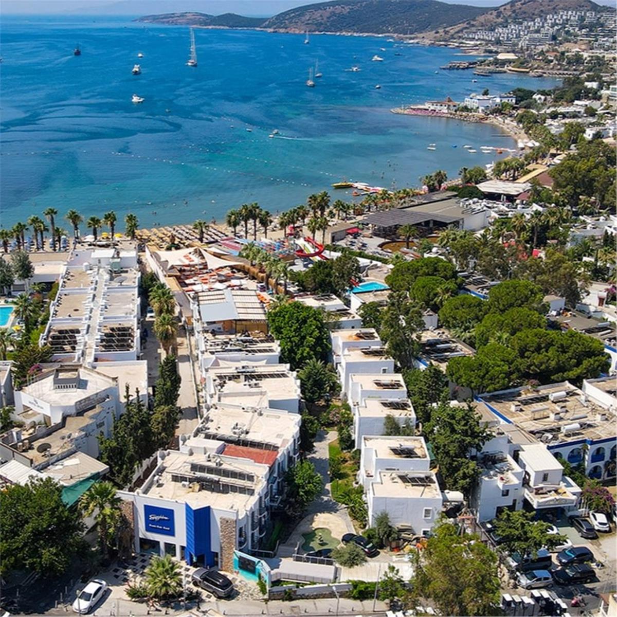 2 GECE 3 GÜN SAPPHIRE BEACH CLUB HOTEL KONAKLAMALI BODRUM TATILI ÜSTELIK GECE CLUBINDA YILBAŞI PARTISI DAHIL