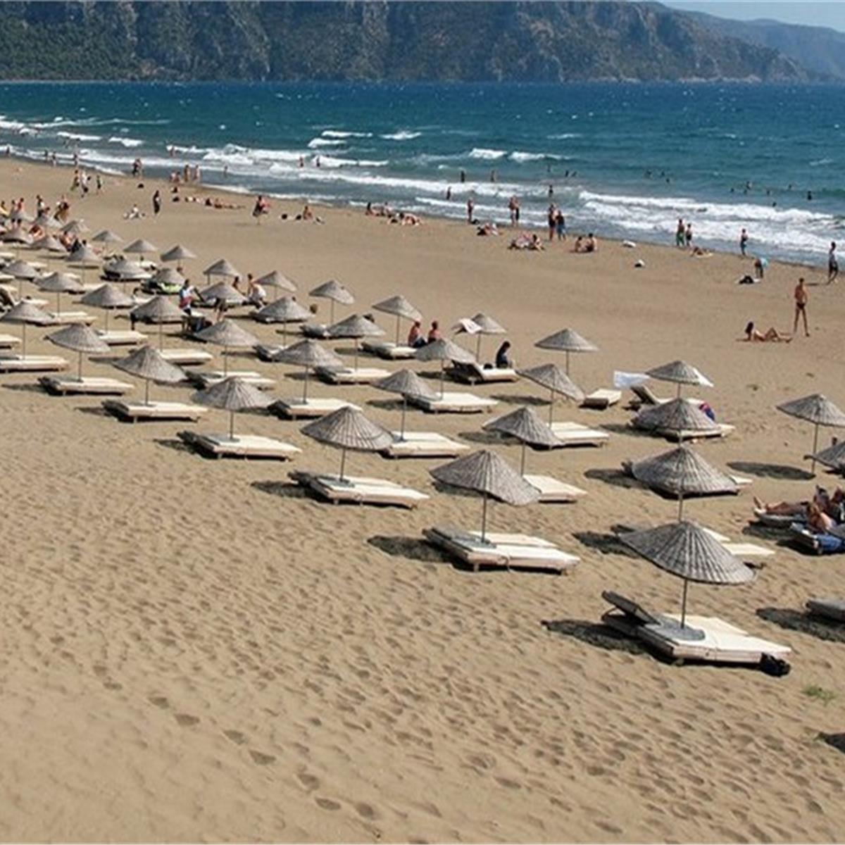 iztuzu plajı şemsiyeler