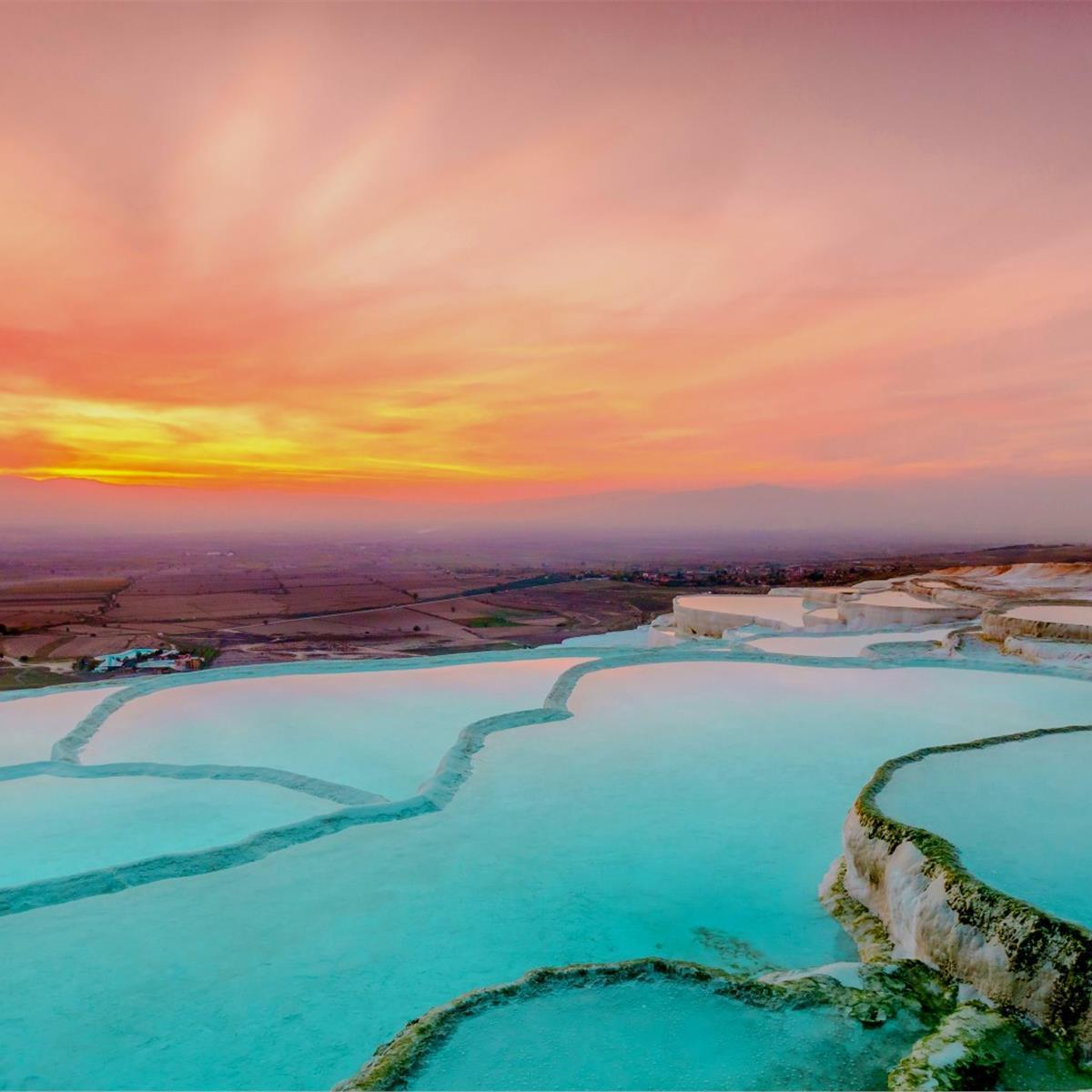 İzmir'den Otobüslü Günübirlik Afrodisias Pamukkale Salda Gölü Turu. Üstelik Sabah Kahvaltısı Dahil.