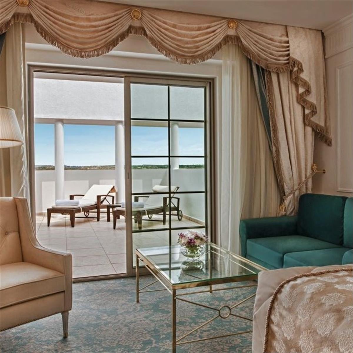 KIBRIS KAYA ARTEMIS RESORT HOTEL'DE DERYA ULUĞ YILBAŞI GALASI