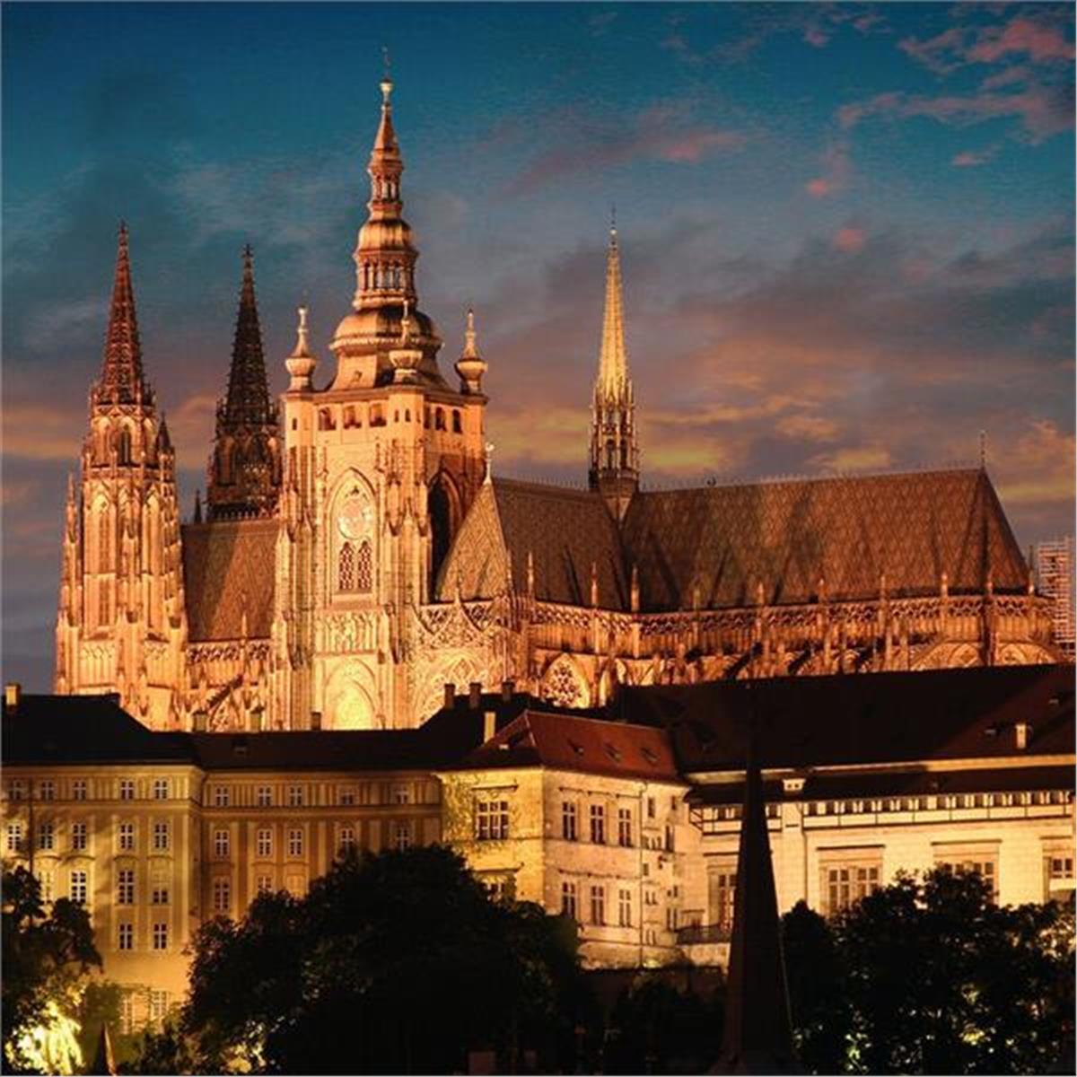 İzmir'den Uçaklı Yılbaşı Özel 4 Gece 5 Gün Konaklamalı Tüm Ekstralar Dahil Münih & Hallstat & Salzburg & Viyana Turu