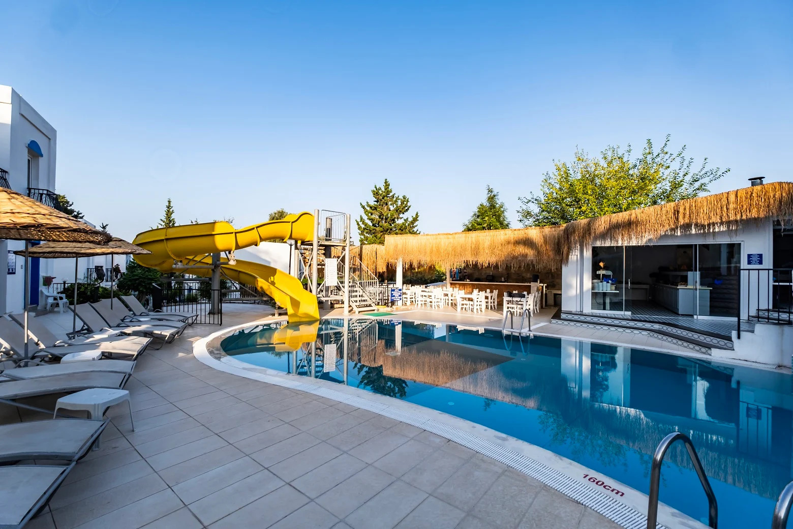 İzmir'den Otobüslü 3 Gece 4 Gün Konaklamalı Bayram Özel Paloma Family Club Hotel Bodrum Tatili