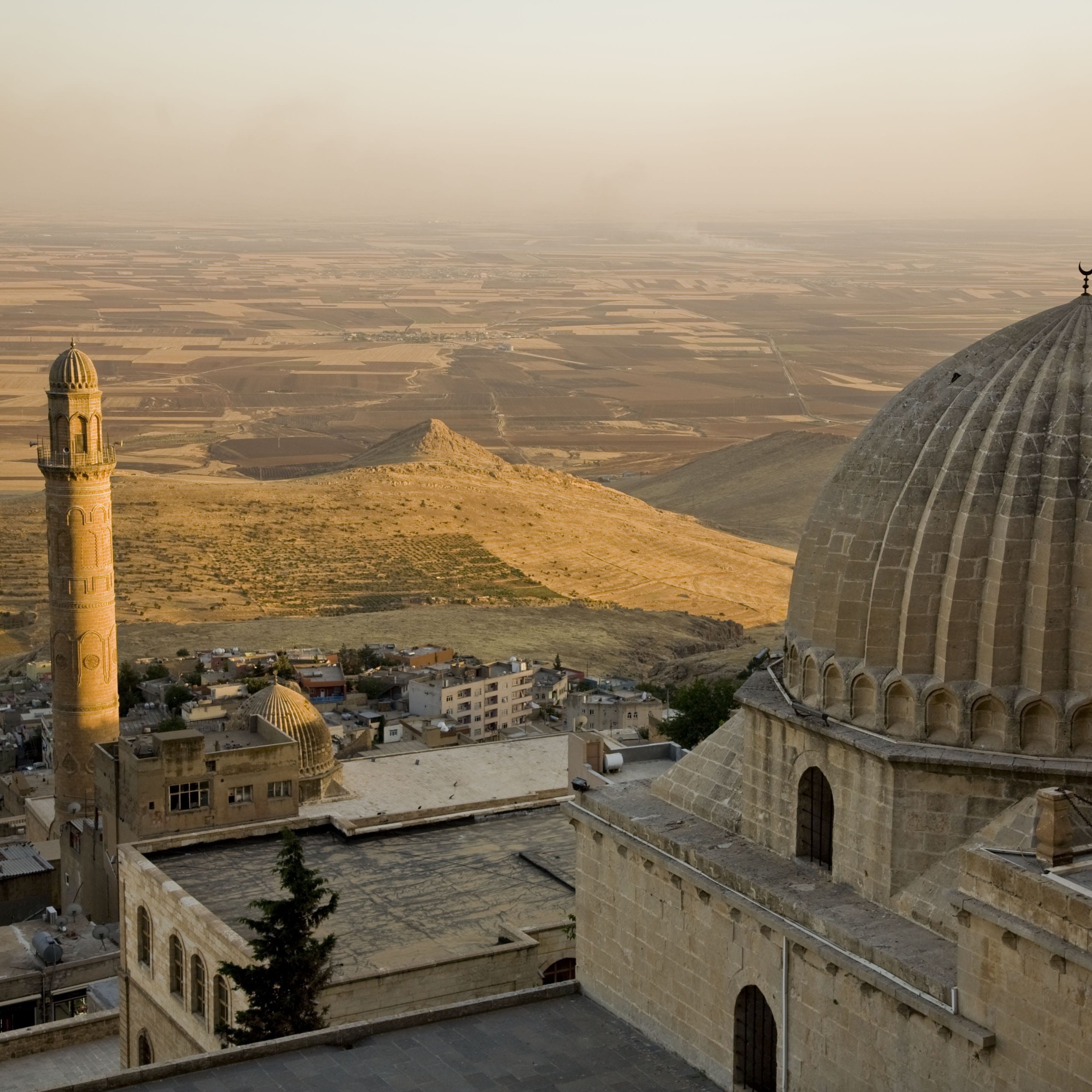 İzmir'den Uçaklı 2 Gece 3 Gün Konaklamalı Şanlıurfa, Diyarbakır ve Gaziantep ile Mardin Göbeklitepe Turu