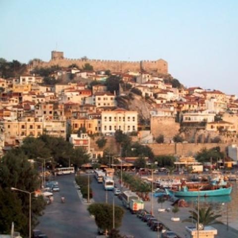 SELANIK YANYA KAVALA İLE YUNANISTAN MALDIVLERI TURU