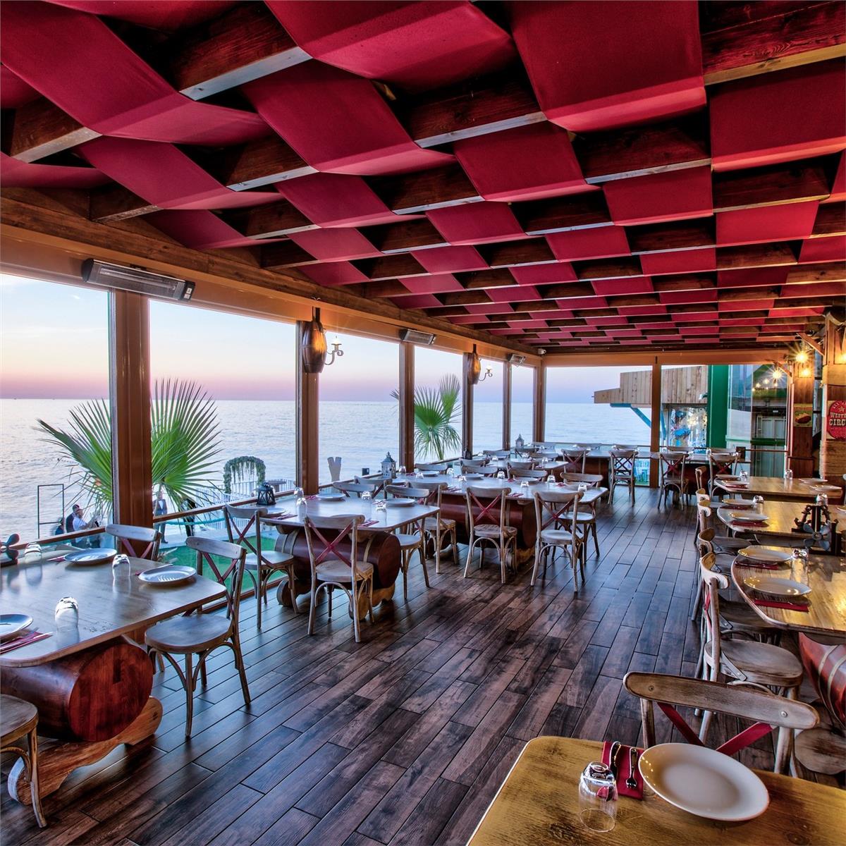 GIRNE MERIT PARK HOTEL'DE ÖZCAN DENIZ YILBAŞI GALA