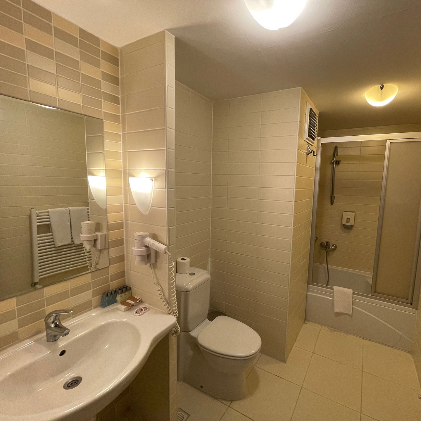 İzmir Çıkışlı 2 Gece 3 Gün Uludağ Beceren Otel Dağ Konaklamalı Kayak Turu