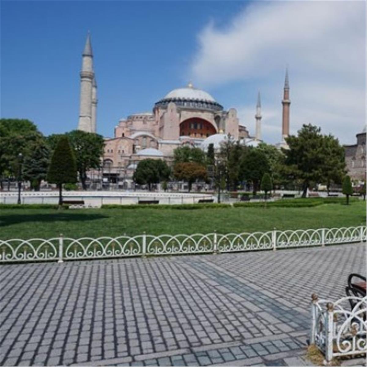 İZMIR'DEN KALKIŞLI 1 GECE 2 GÜN KONAKLAMALI İSTANBUL VE KARTEPE TURU