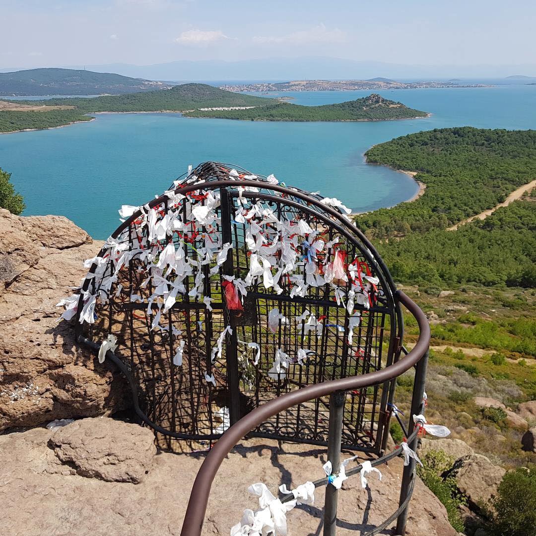 İZMIR ÇIKIŞLI 8 MART DÜNYA KADINLAR GÜNÜ ÖZEL GÜNÜBIRLIK AYVALIK CUNDA TURU
