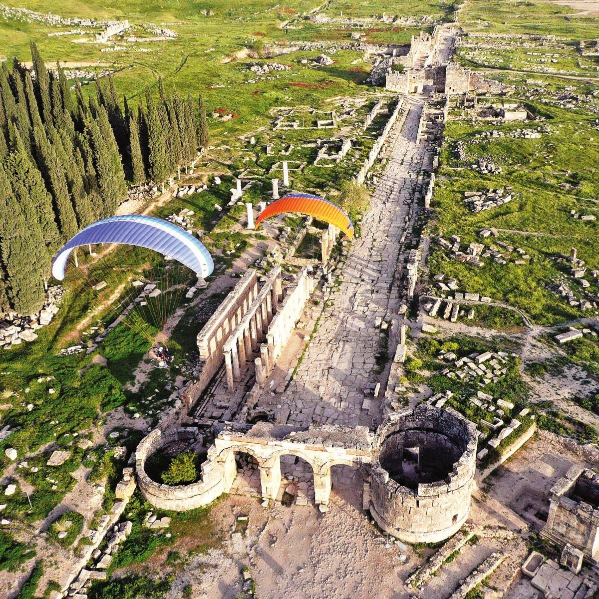 hierapolis antik kenti kuşbakışı görünüm