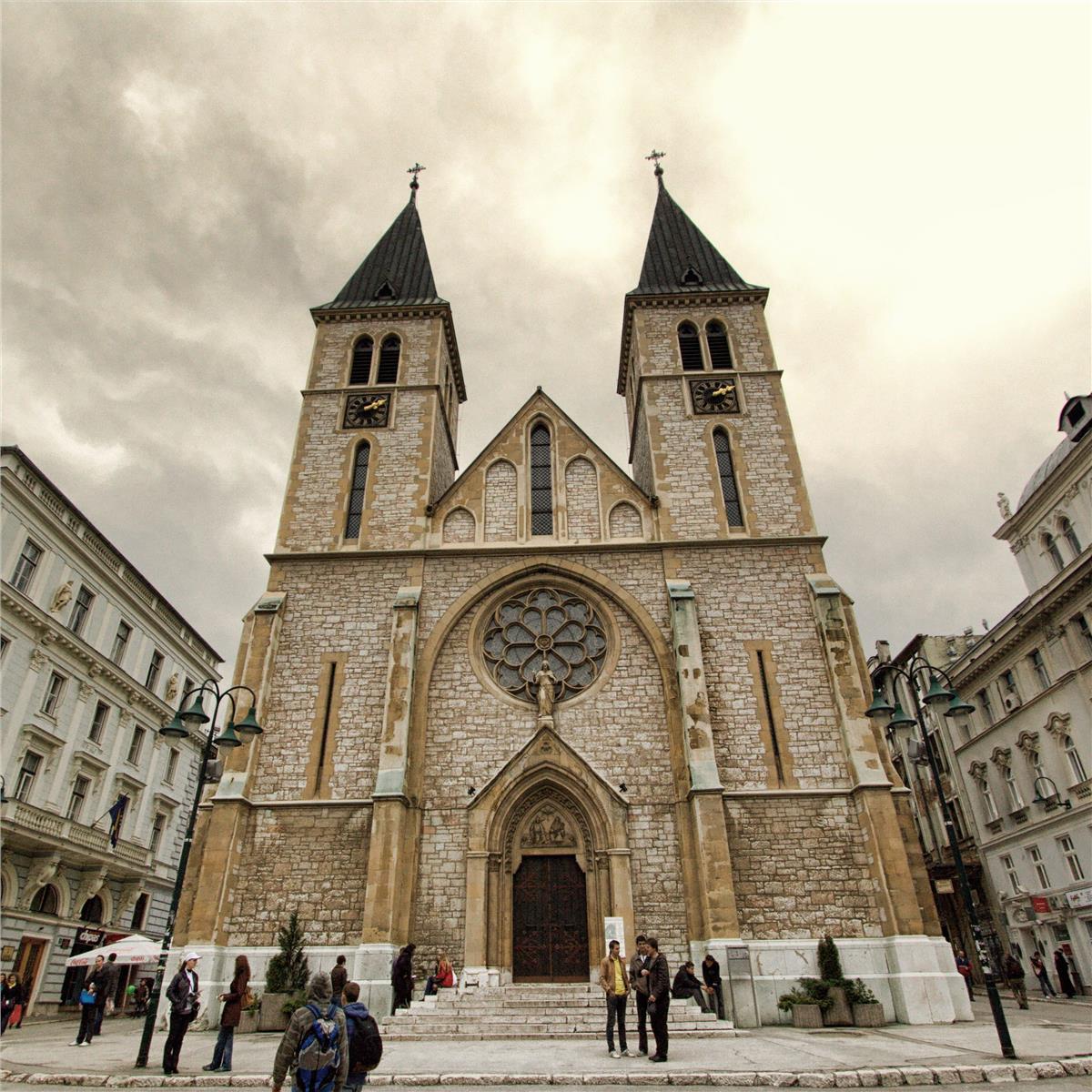 İzmir'den Otobüslü Balkan Gecesi Ve Yunan Tavernası Dahil 9 Gün 8 Gece Konaklamalı Otobüs ile Balkan Masalı Turu