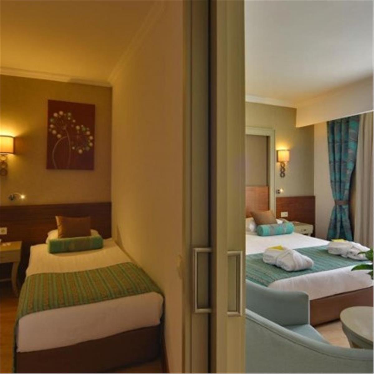 YILBAŞI ÖZEL 2 GECE 3 GÜN SIDE CROWN PALACE HOTEL KONAKLAMALI ANTALYA TATILI
