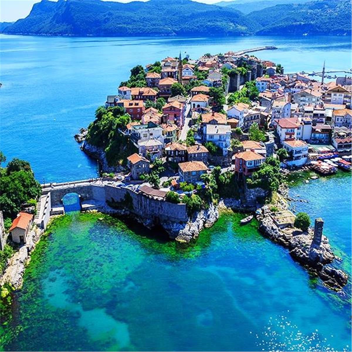 İzmir Çıkışlı 2 gece 3 gün Konaklamalı Şile, Ağva, Ormanya, Maşukiye, Abant, Sapanca Gölü, Yedigöller, Amasra ve Safranbolu ile Batı Karadeniz Turu