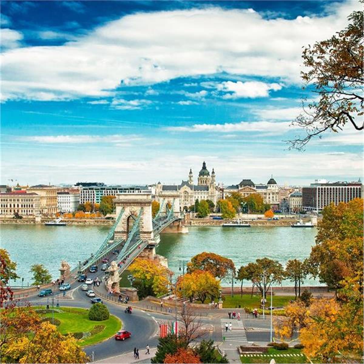 İzmir'den Uçaklı Yılbaşı Özel 4 Gece 5 Gün Konaklamalı Tüm Ekstralar Dahil Münih & Hallstat & Salzburg & Viyana Turu