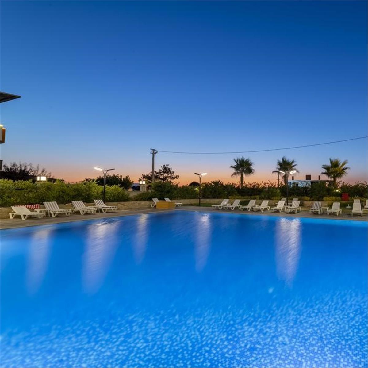 YILBAŞI ÖZEL SEVEN FOR LIFE OTEL KUŞADASI GALA YEMEĞI