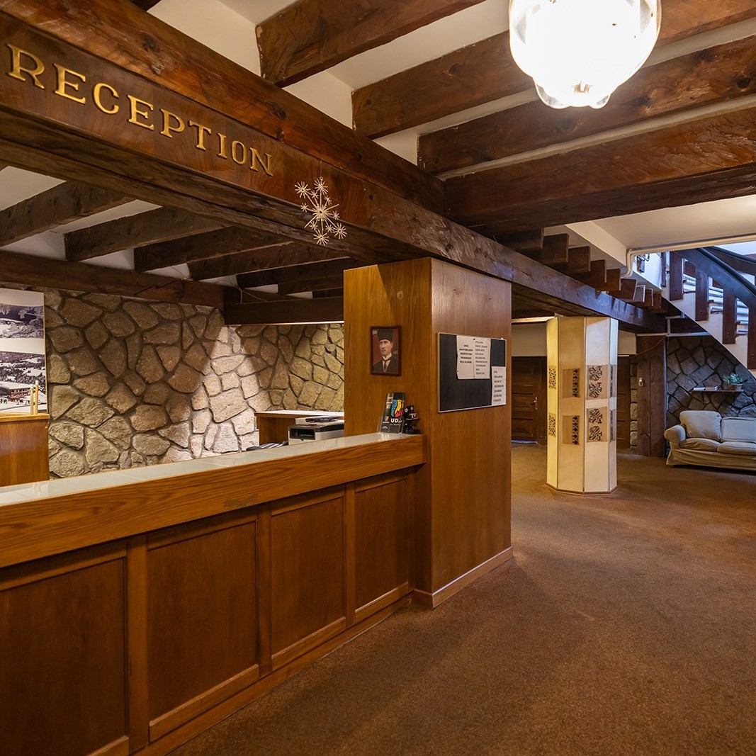 İzmir'den Otobüslü 1 Gece 2 Gün Fahri Uludağ Hotel Dağ Konaklamalı Kayak Turu