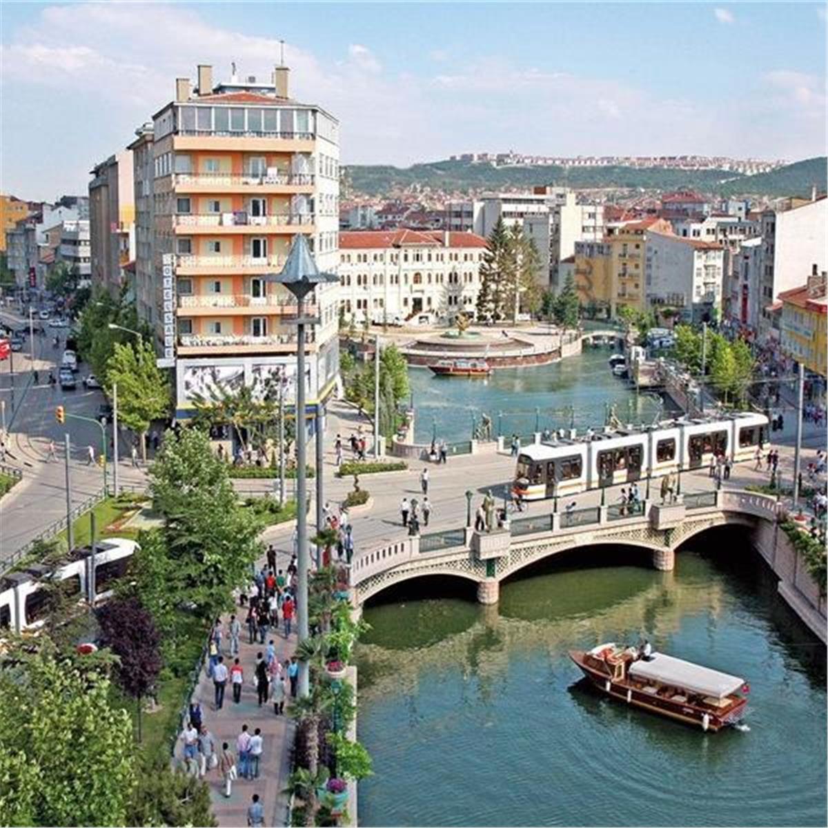 İzmir Çıkışlı 2 gece 3 gün Konaklamalı Ankara, Eskişehir, Bursa Turu