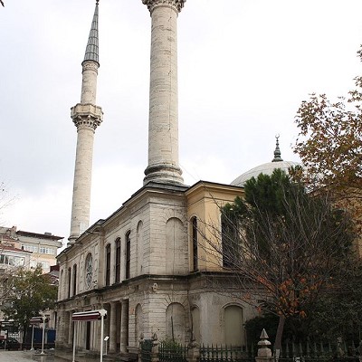 İzmir'den Otobüslü 1 Gece 2 Gün Konaklamalı Bayram Özel Hırka-i Şerif Ve Manevi İstanbul Turu