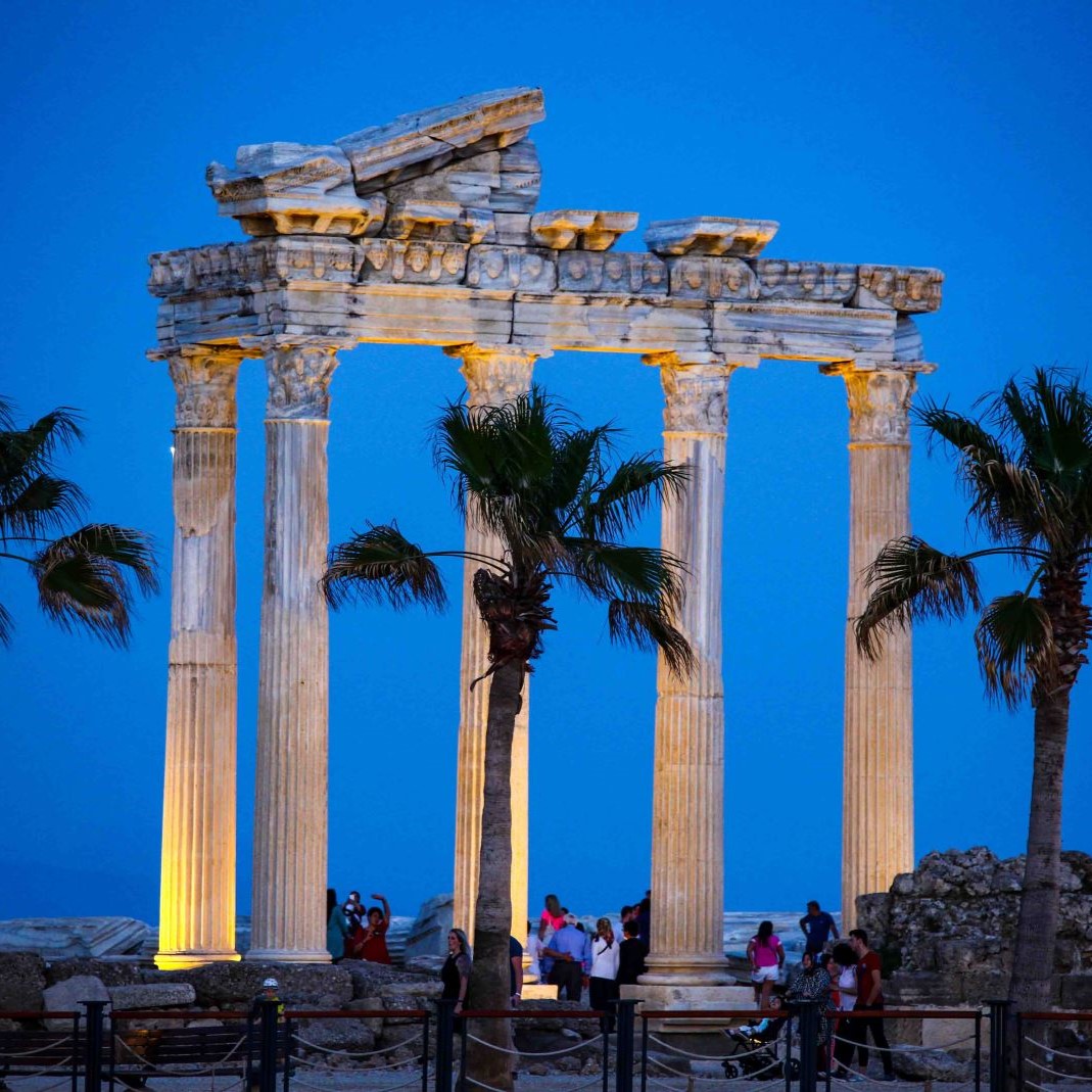 İzmir'den Otobüslü 2 Gece 3 Gün Konaklamalı Kurban Bayramı Özel Antalya ve Alanya Turu