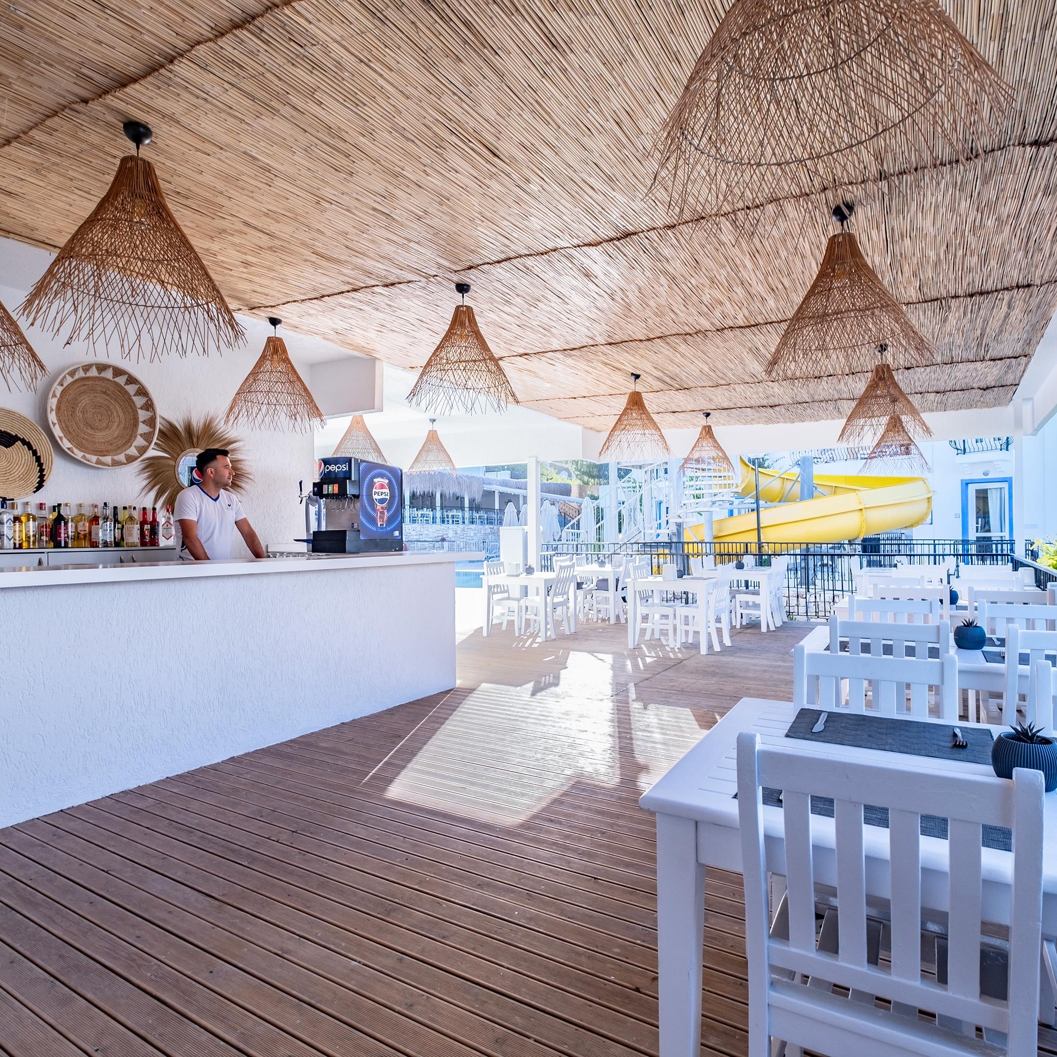 İzmir'den Otobüslü Yılbaşı Özel 1 Gece 2 Gün 4* Paloma Family Club Hotel Konaklamalı Gala Yemeği İle Bodrum Tatili