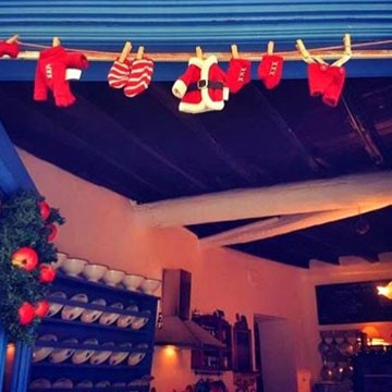 İzmir'den Çıkışlı Yılbaşı Özel Günübirlik Alaçatı Sokak Partisi