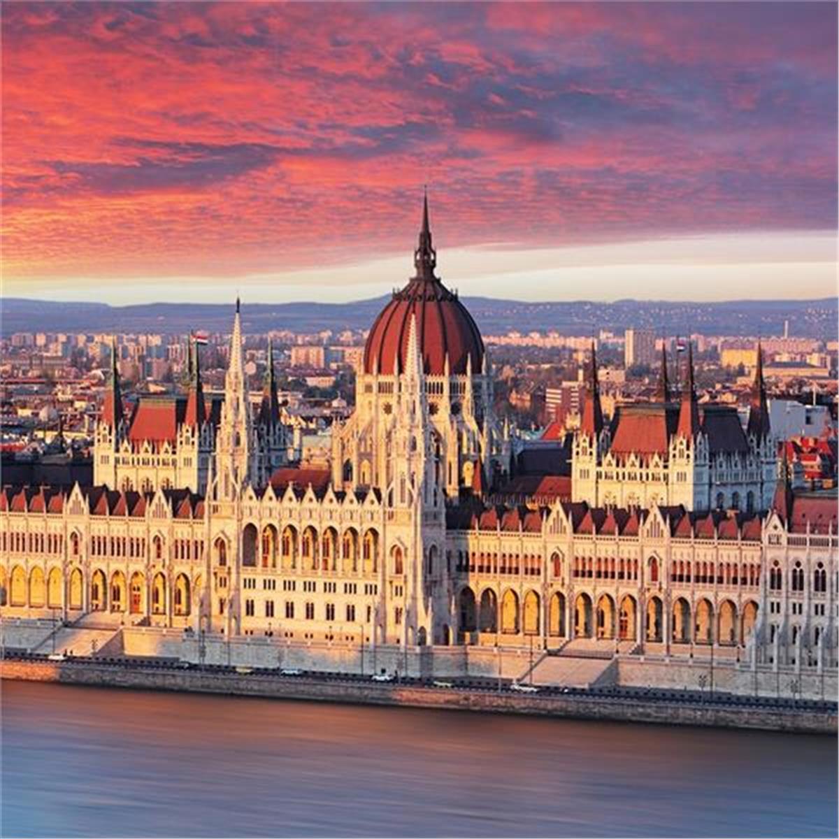 İzmir'den Uçaklı Yılbaşı Özel 4 Gece 5 Gün Konaklamalı Tüm Ekstralar Dahil Münih & Hallstat & Salzburg & Viyana Turu