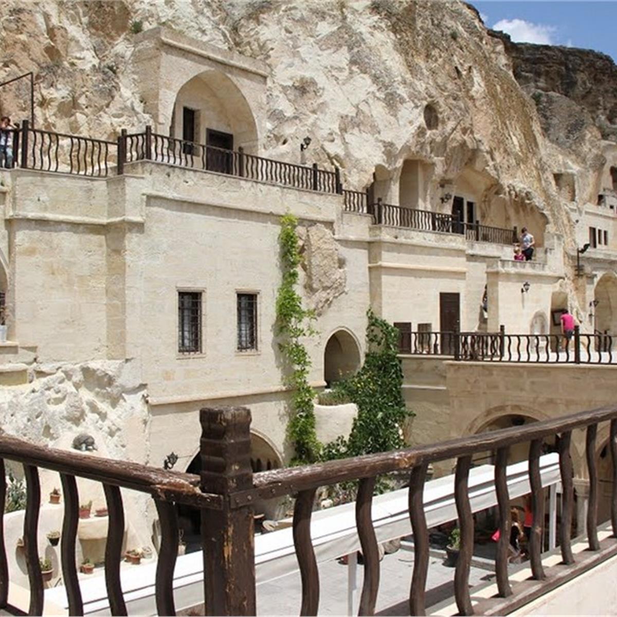 Asmalı konak dizisi evi