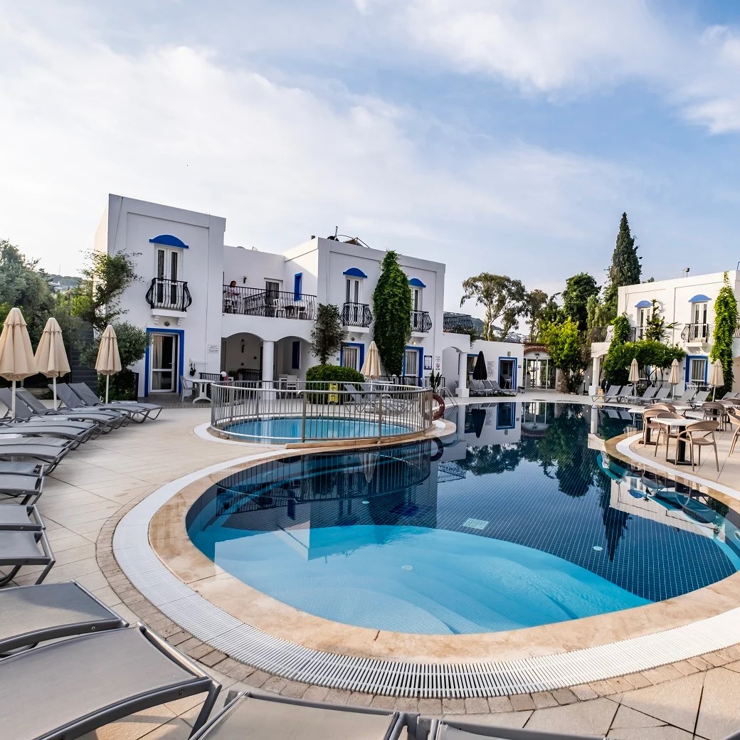 İzmir'den Otobüslü Yılbaşı Özel 1 Gece 2 Gün 4* Paloma Family Club Hotel Konaklamalı Gala Yemeği İle Bodrum Tatili