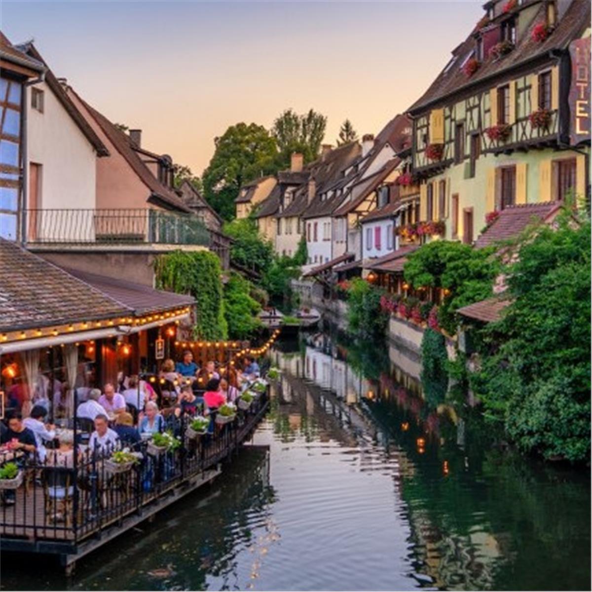 İZMIR'DEN UÇAK İLE HAREKETLI 7 GECE 8 GÜN KONAKLAMALI BENELÜX PARIS KÖLN TURU