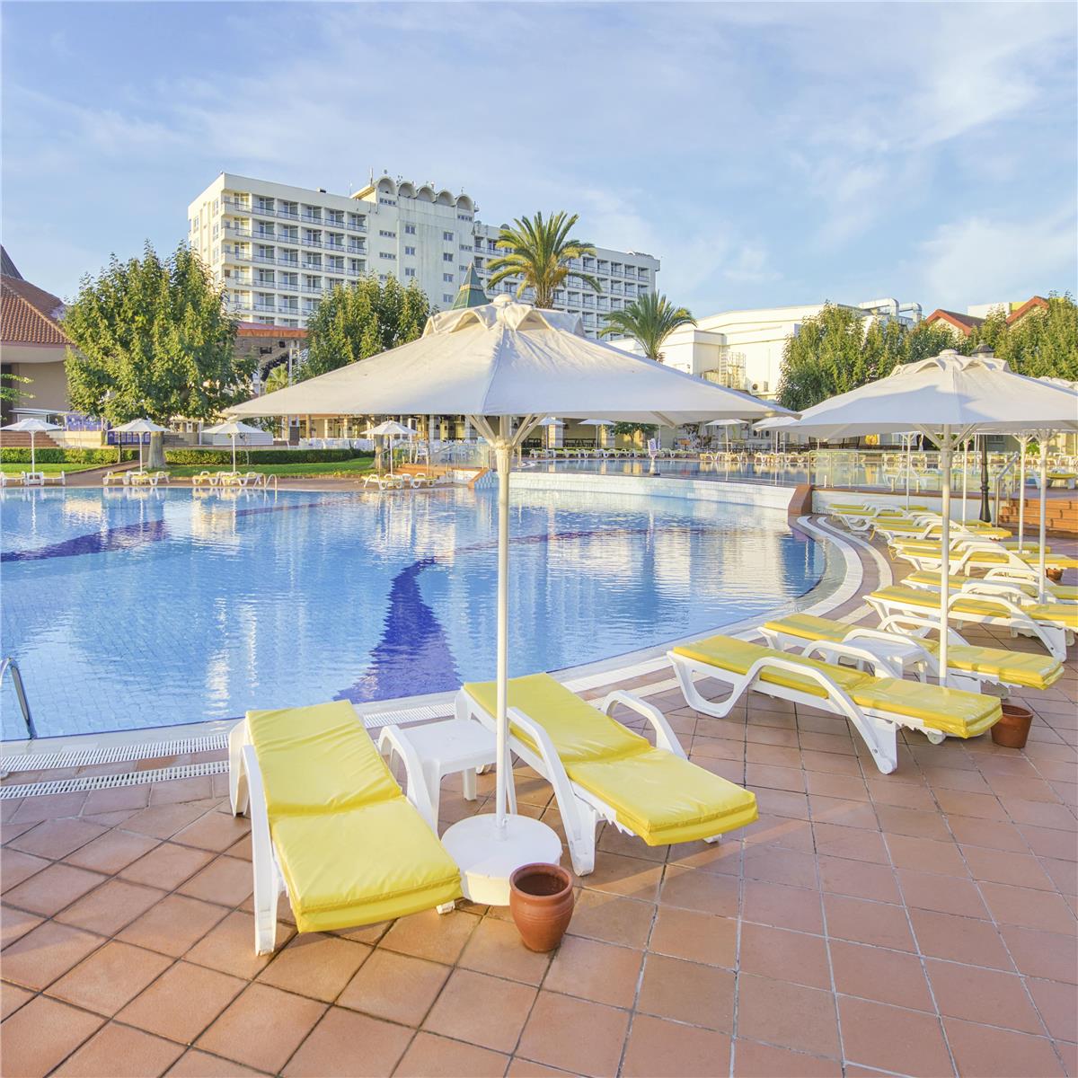 KIBRIS SALAMIS BAY CONTI RESORT HOTEL'DE GÜLDEN YILBAŞI GALASI