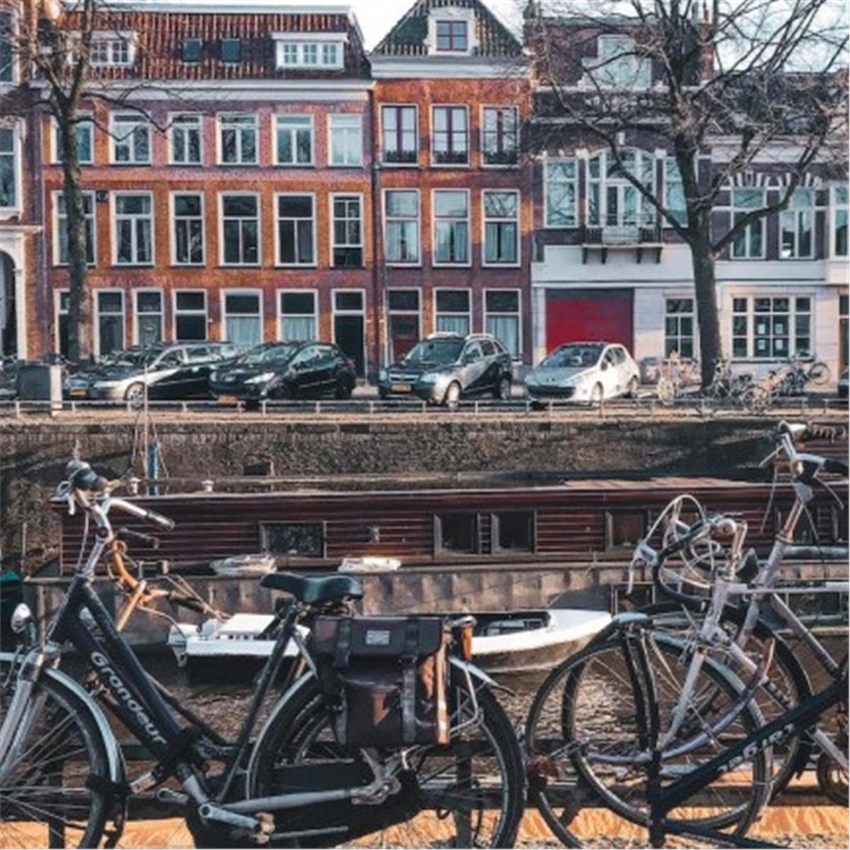 İZMIR'DEN UÇAK İLE HAREKETLI 7 GECE 8 GÜN KONAKLAMALI BENELÜX PARIS KÖLN TURU