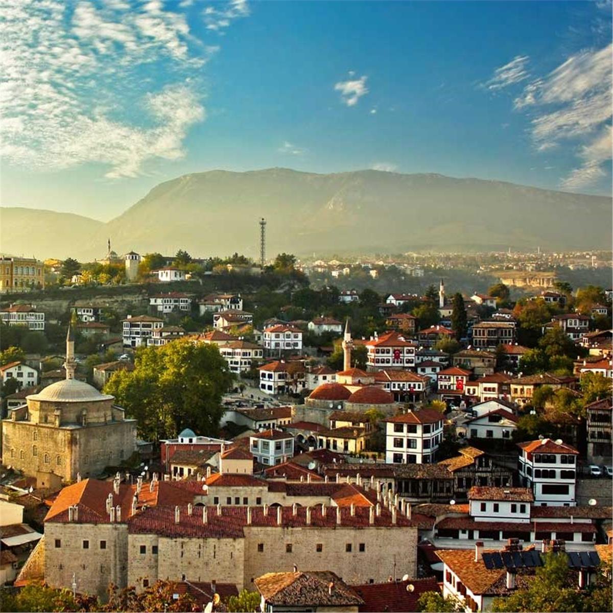 İzmir çıkışlı 1 gece 2 gün Yenice Ormanları, Kristal Teras, Bulak Mağarası, Şeker ve Horma Kanyonu ile Safranbolu ve Kanyonlar Turu