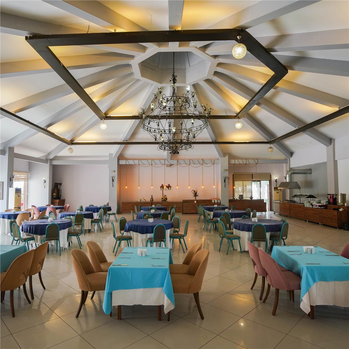 İZMIR'DEN KALKIŞLI 2 GECE 3 GÜN HALICI TERMAL HOTEL KONAKLAMALI YILBAŞI ÖZEL TERMAL HOTEL İLE PAMUKKALE TURU