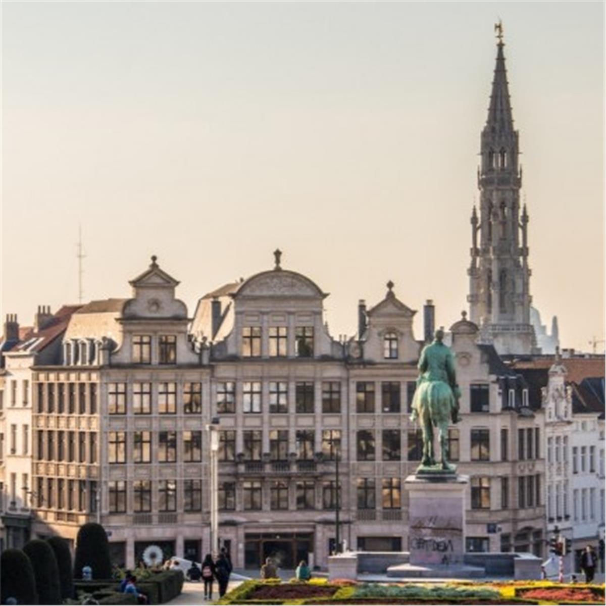 İZMIR'DEN UÇAK İLE HAREKETLI 7 GECE 8 GÜN KONAKLAMALI BENELÜX PARIS KÖLN TURU