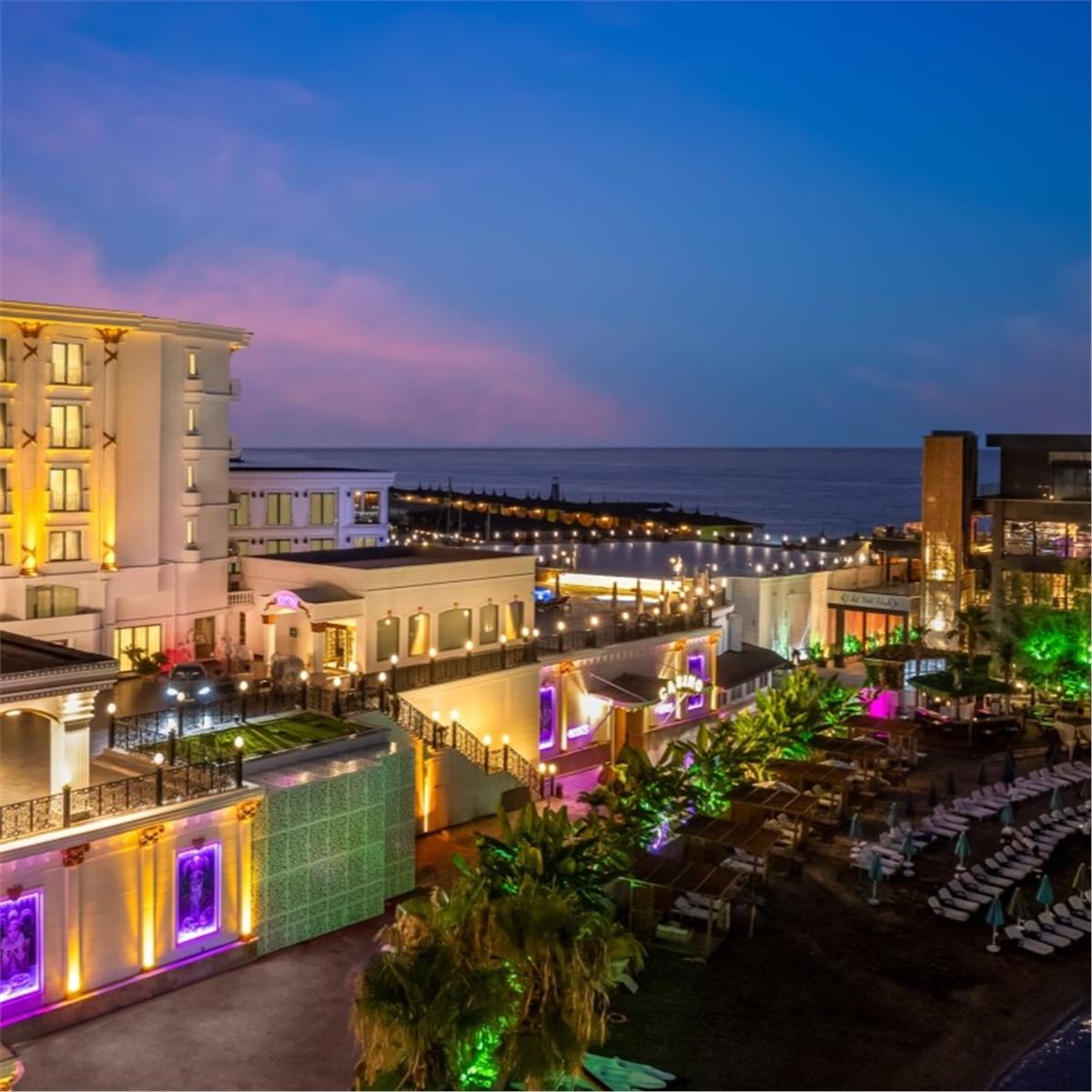 5 YILDIZLI GIRNE LES AMBASSADEURS HOTEL'DE TAM PANSIYON PLUS KONAKLAMA