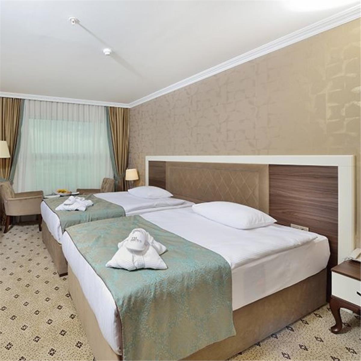 İzmir Çıkışlı Yılbaşı Özel 2 Gece 3 Gün 5* The Sign Kocaeli Thermal Spa & Convention Otel Konaklamalı Abant Kartepe Kartalkaya Uludağ Turu