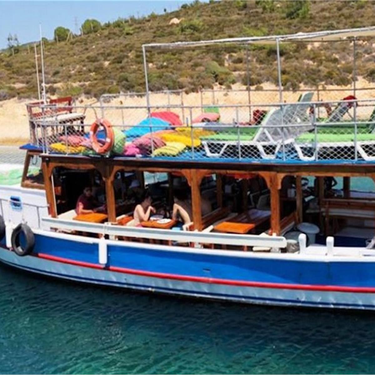 Foça tekne turu tekne yan görünüş