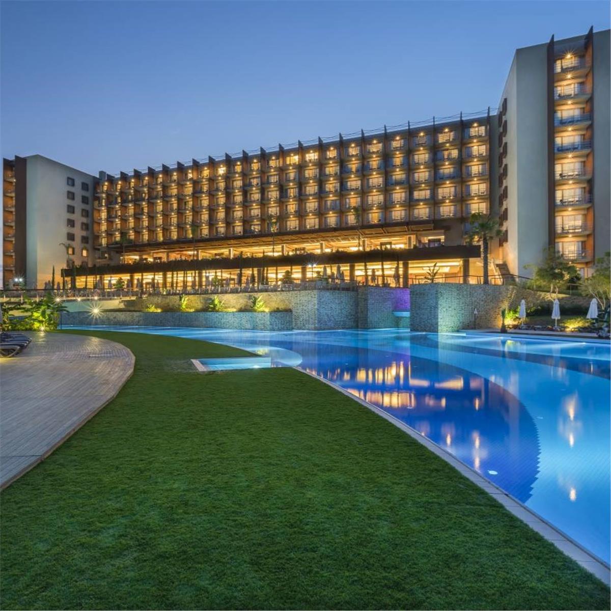 İzmir'den Uçak Bileti ve Otel Transferi Dahil 2 Gece 3 Gün Konaklamalı UHD Kıbrıs Concorde Luxury Resort'ta Mustafa Sandal Yılbaşı Galası 41.999 TL'den Başlayan Fırsatlarla
