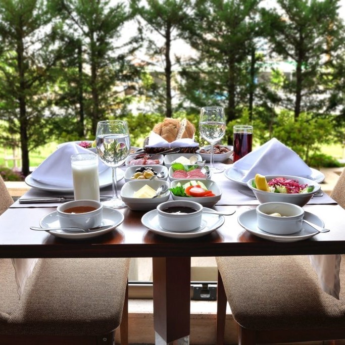 İzmir Çıkışlı Yılbaşı Özel 1 gece 2 gün 5* Europark Hotel Konaklamalı ve Limitsiz İçecekli Yılbaşı Gala Yemeği Dahil Bursa Uludağ Turu.