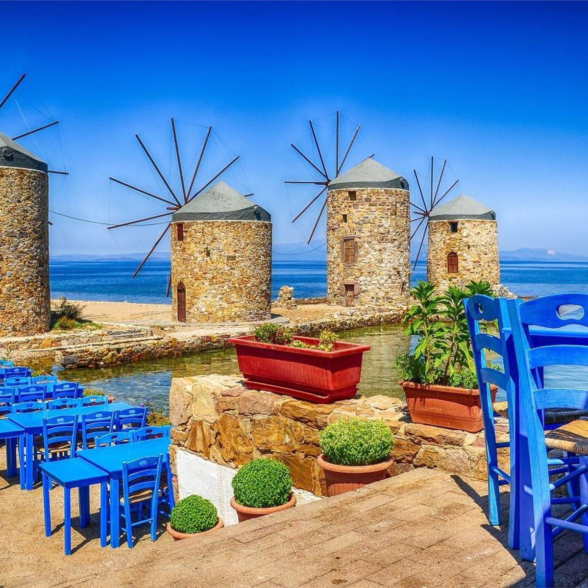 Çeşme Kalkışlı Kuzey ve Güney Ada ile Feribot Bileti Dahil 2 Gece 3 Gün Konaklamalı Sakız Adası Turu