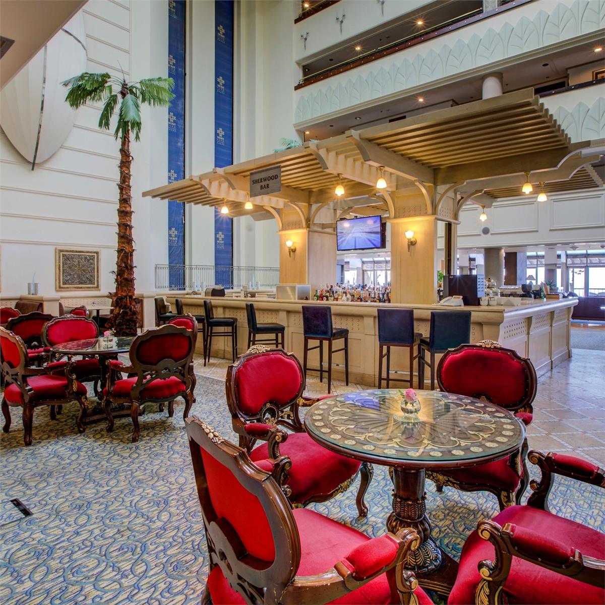 GIRNE MERIT PARK HOTEL'DE ÖZCAN DENIZ YILBAŞI GALA
