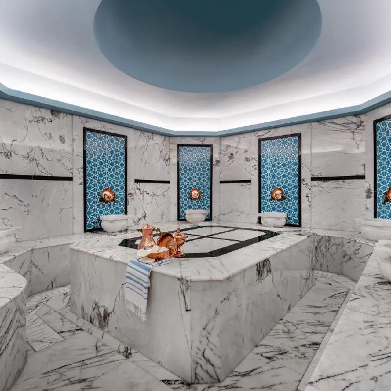 İzmir'den Uçak Bileti ve Otel Transferi Dahil 3 Gece 4 Gün Yarım Pansiyon Konaklamalı Concorde Tower Hotel Casino Convention Spa Sakiler Yılbaşı Galası 16.999TL'den Başlayan Fiyatlarla